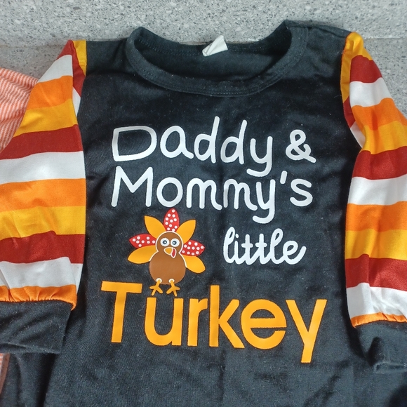 Halloween Thanksgiving Baby 6-9 Months One Piece Footie Outfit Bundle - Picture 3 of 8
